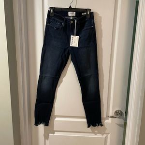 FRAME Le Skinny De Jeanne